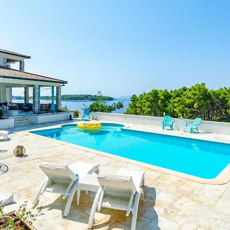 In With Kitchen Holiday home