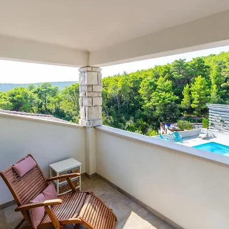 In With Kitchen * Blato (Korcula)