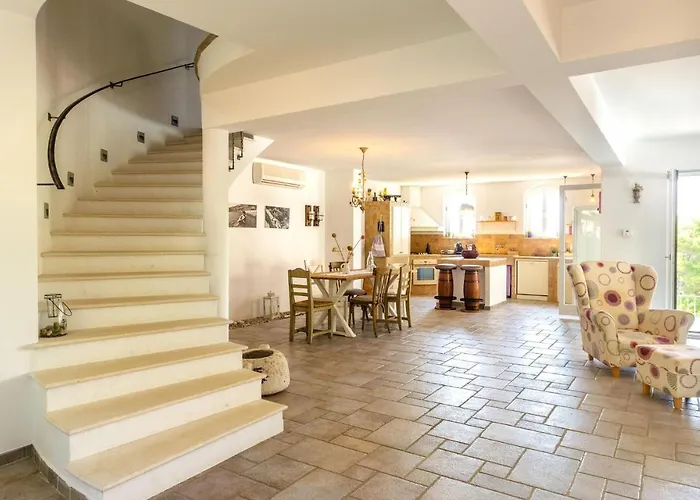 Holiday home In With Kitchen Blato (Korcula)